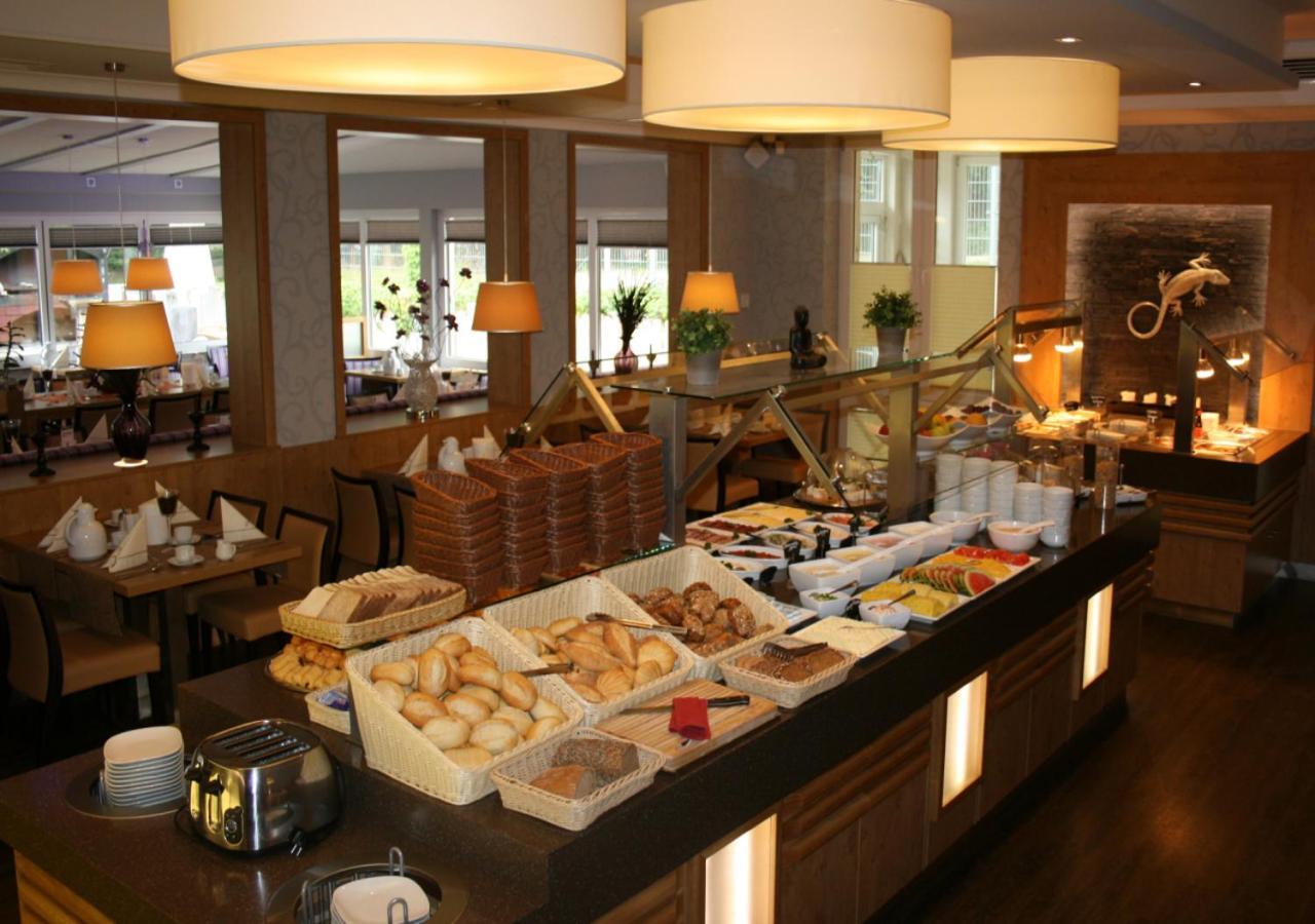 Das Hudewald Hotel & Resort Иккериц Экстерьер фото