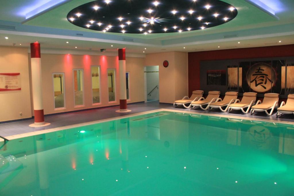 Das Hudewald Hotel & Resort Иккериц Экстерьер фото