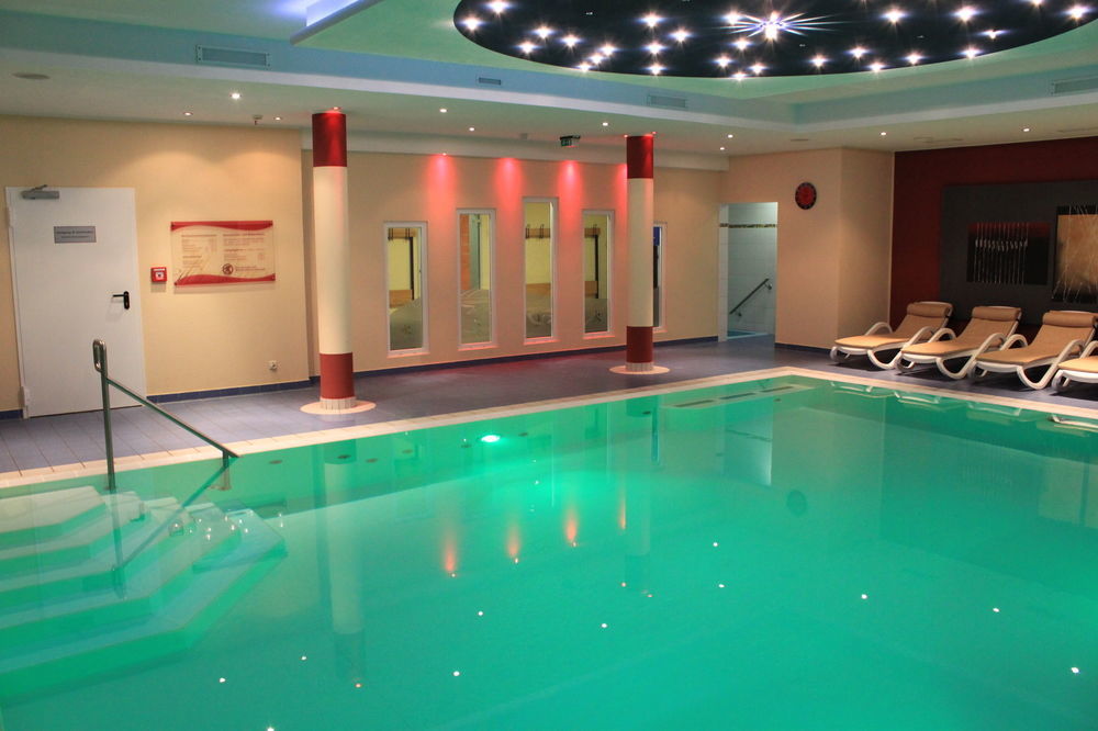 Das Hudewald Hotel & Resort Иккериц Экстерьер фото